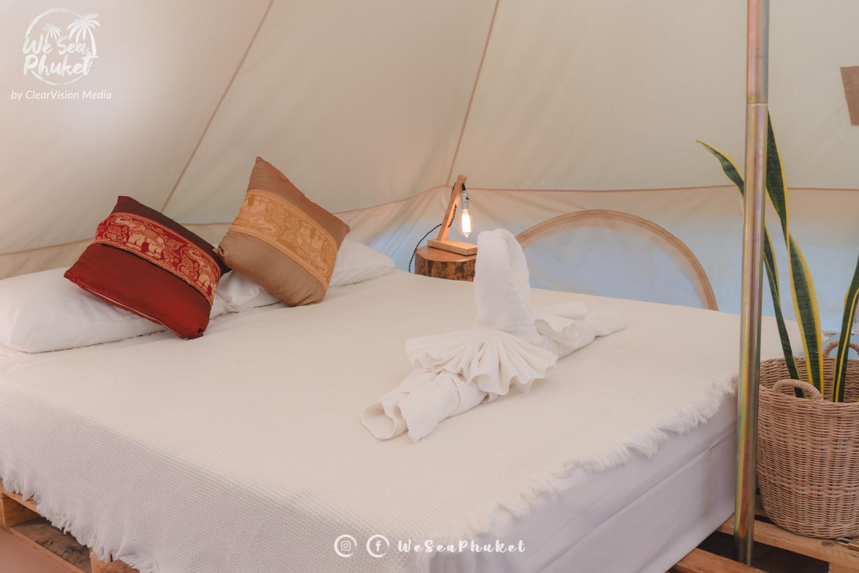 Deluxe Double Room - Photo 19