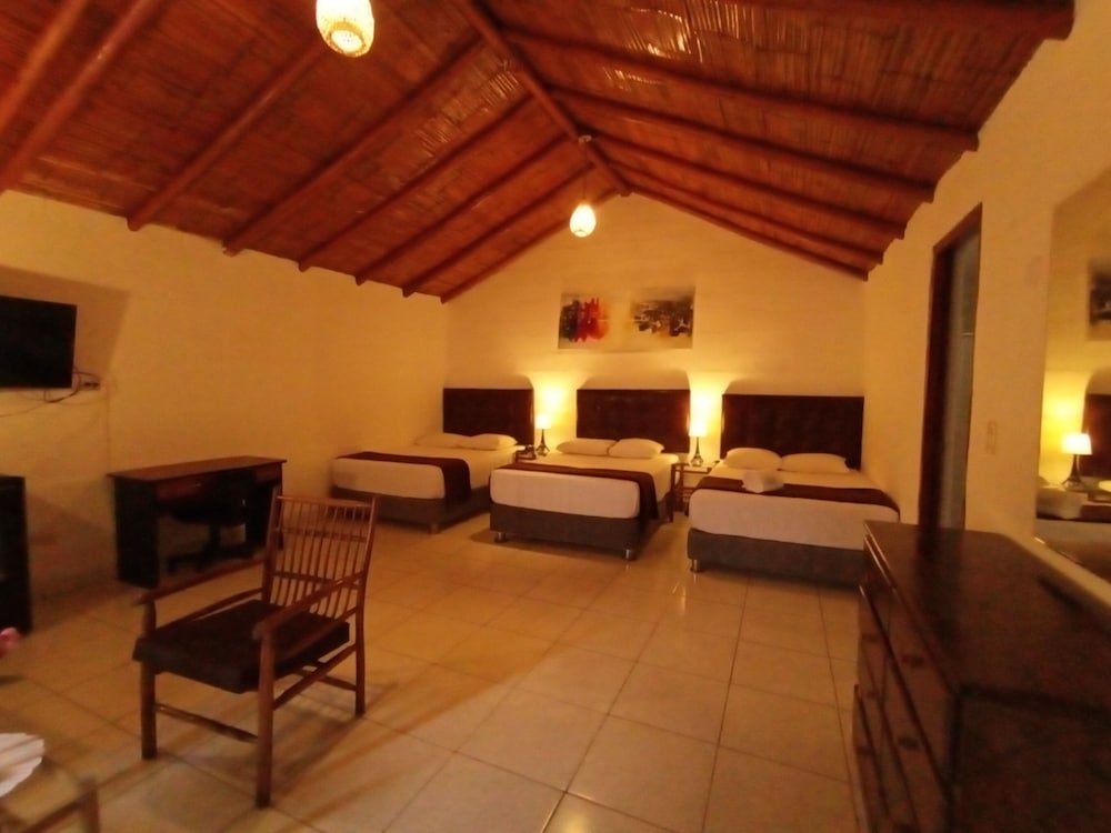 Superior Triple Room photo 2