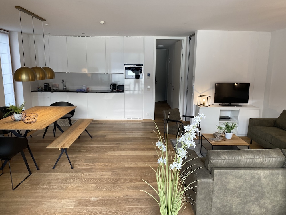 Deluxe Apartment, 3 Bedrooms (BV4.1 / Excl. 215 EUR cleaning fee) photo 3