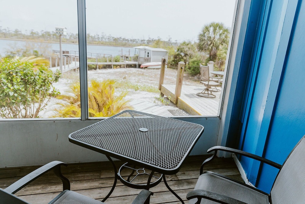 Standard Double Room, 1 King Bed, Ensuite, Bay View (Scallop Shell) photo 2
