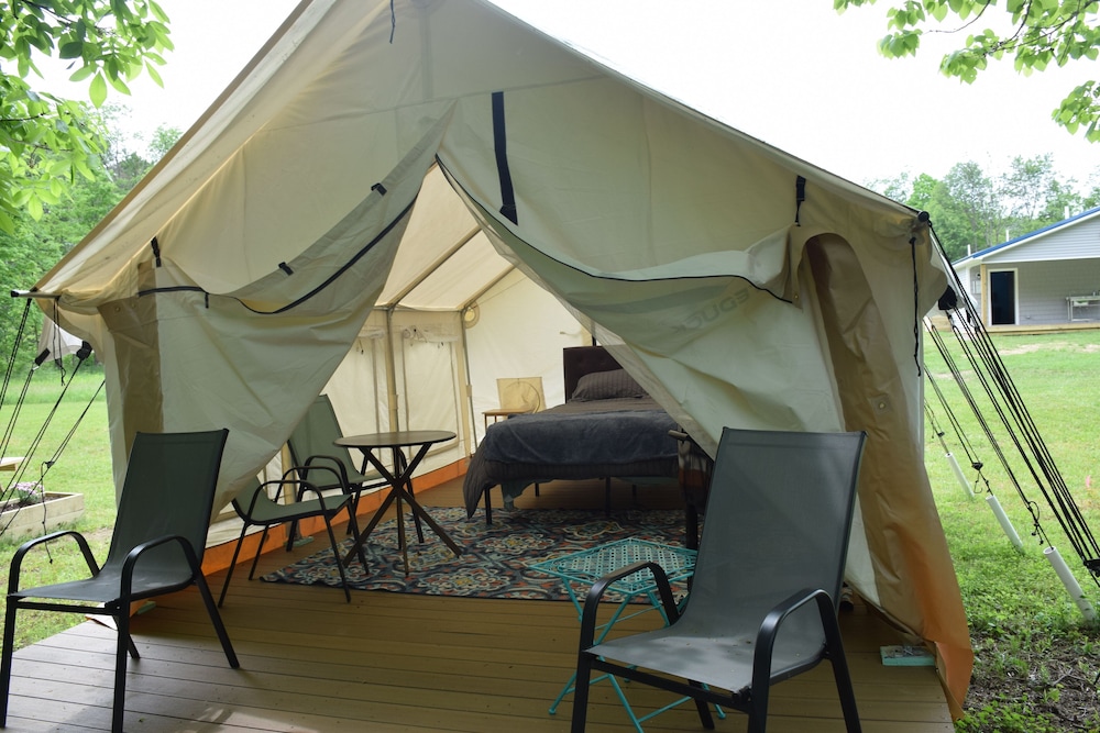 Luxury Tent photo 1