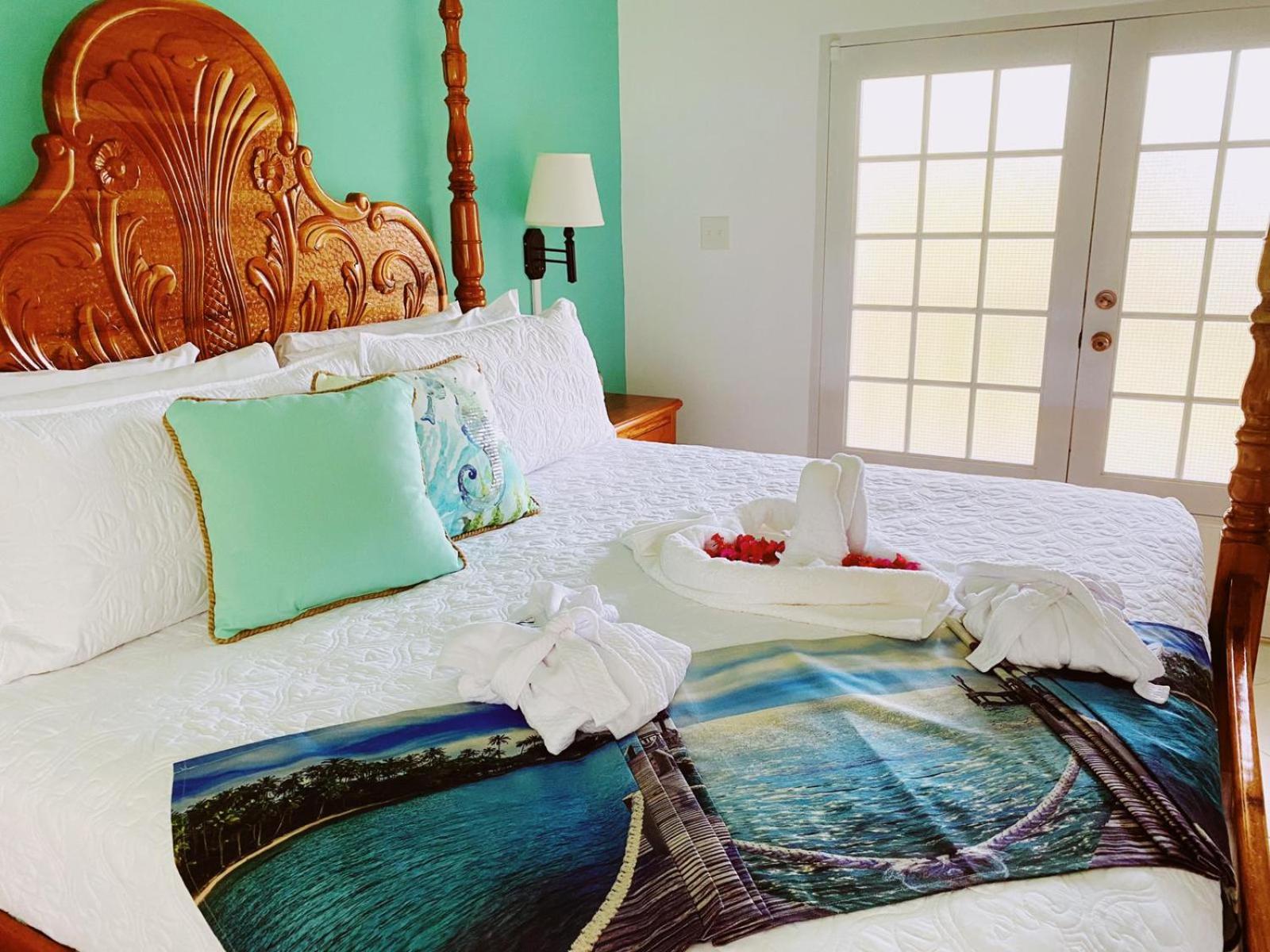 Deluxe King Suite