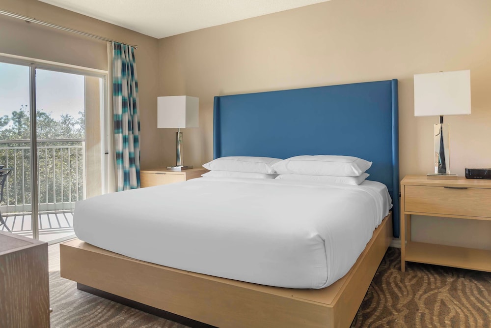 Suite, 2 Bedrooms, Accessible (Mobility Accessible, 3x3 Shower)