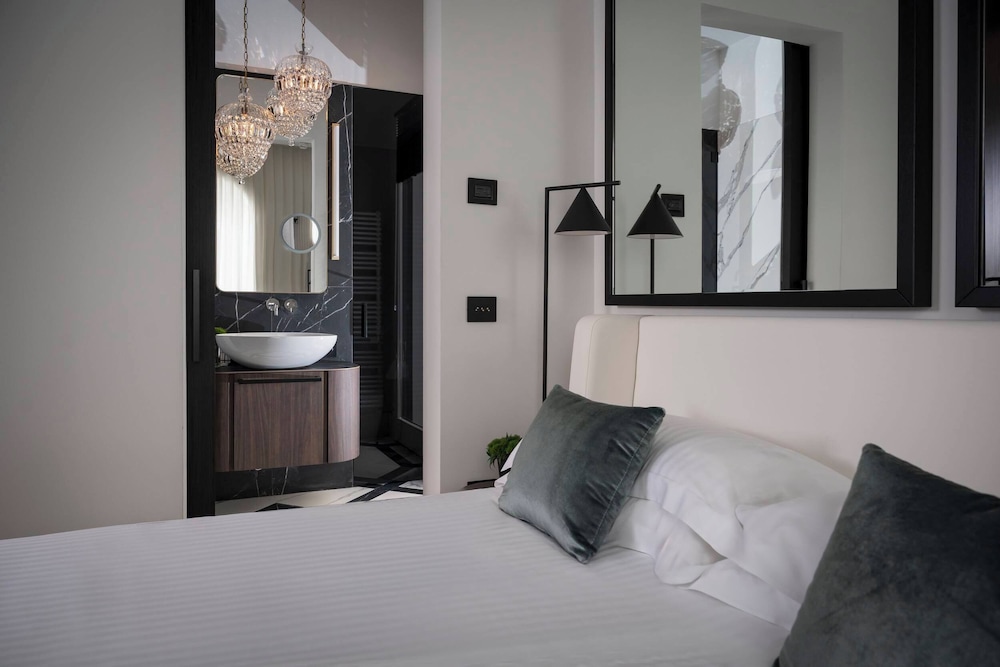 Suite, Annex Building (with private Jacuzzi) - Photo 3