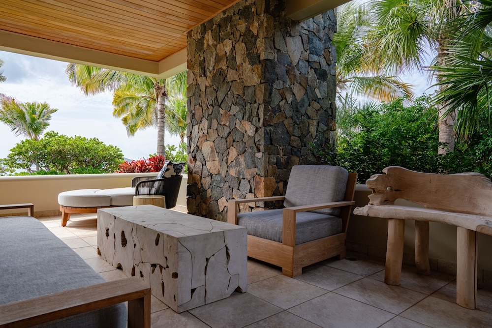 Junior Suite, 2 Queen Beds, Ocean View - Photo 3