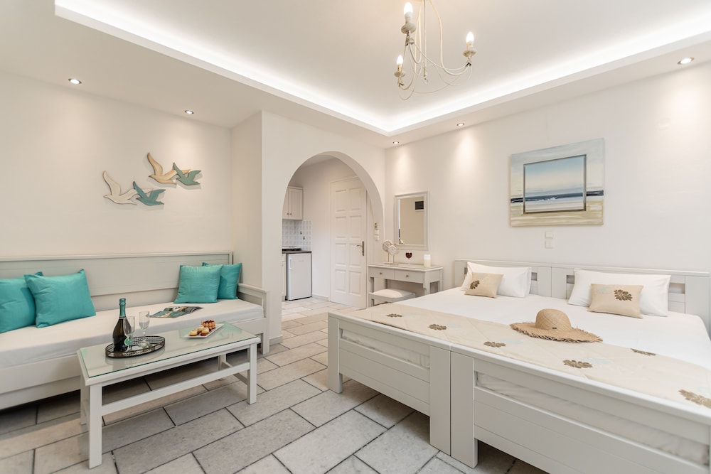 Studio for 2 adults and 2 children