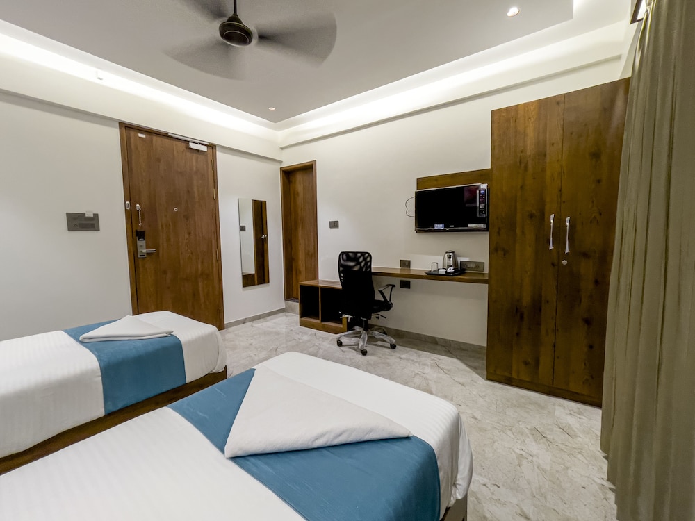 Deluxe Twin Room - Photo 3
