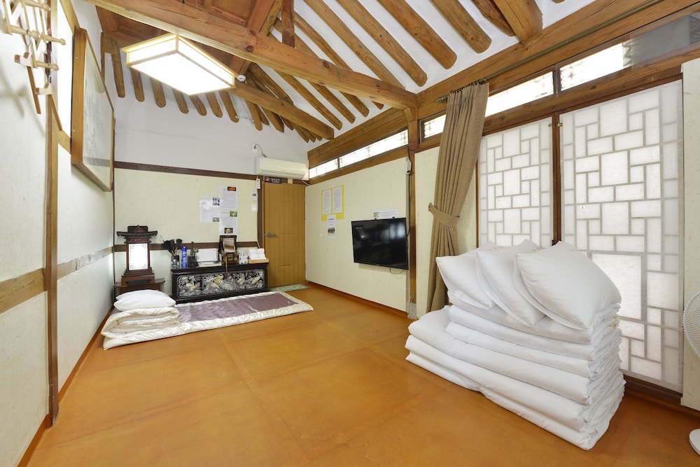 Traditional Twin Room (Ondol, 22sqm) - Photo 17