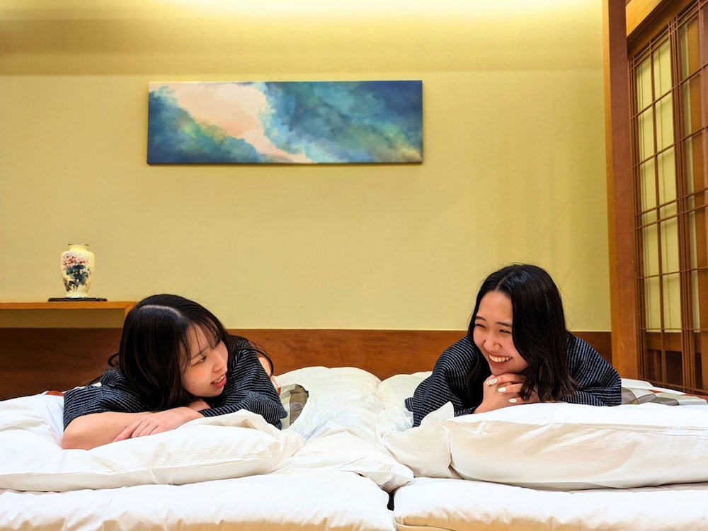 Japanese Room Rear Floor Sirloin Steak Dinner [Check-In Before 6pm Dinner] W/Breakfast Smoking