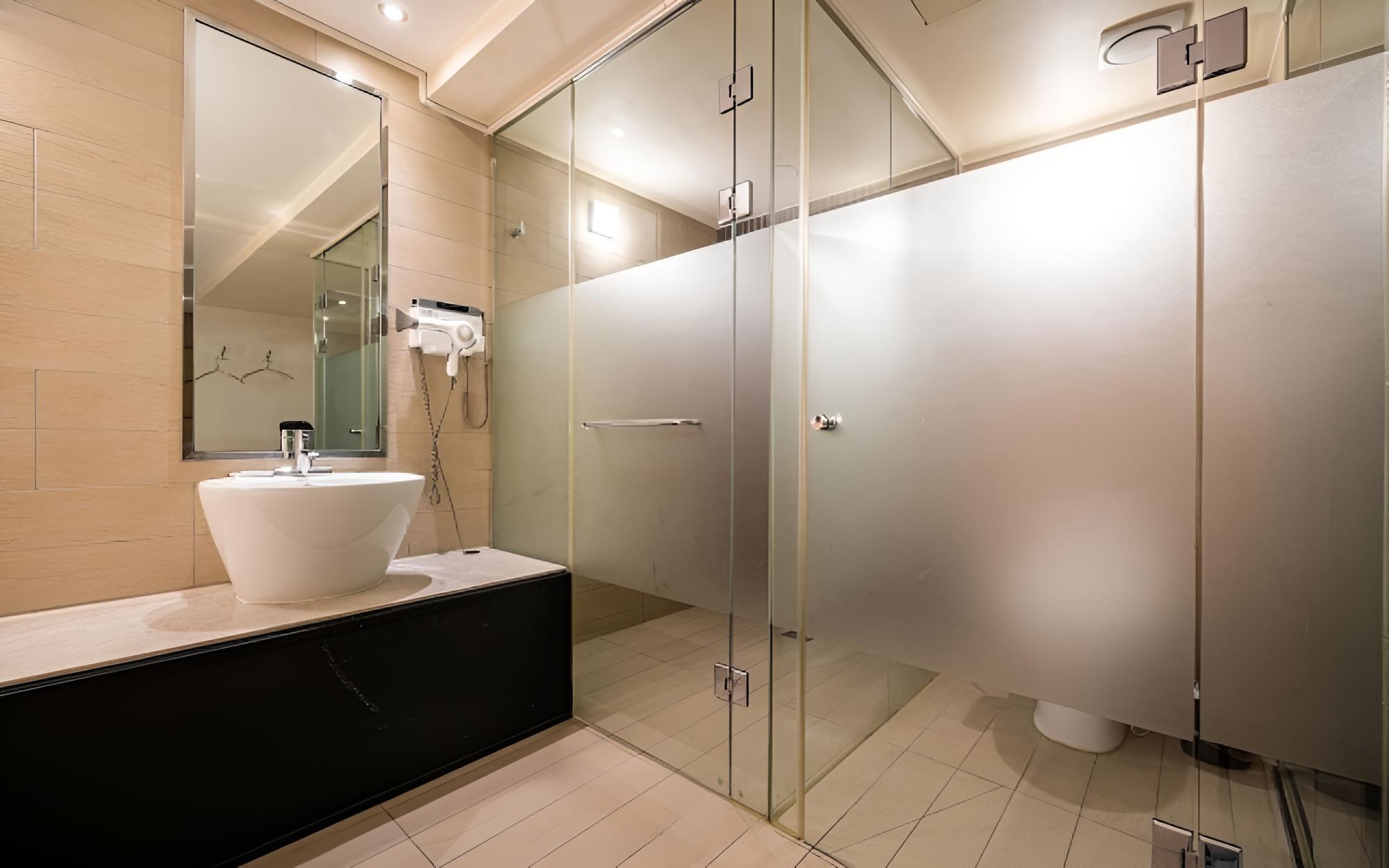Room (Game + Spa Room) photo 3