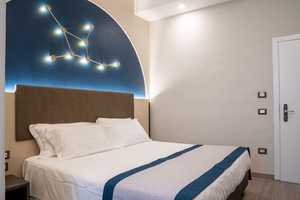 Comfort Double or Twin Room, Partial Sea View photo 1