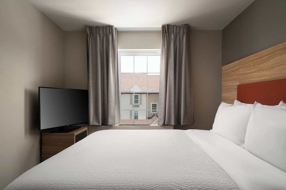 Suite, 1 Bedroom, Accessible Bathtub (Communications, Mobility) photo 2