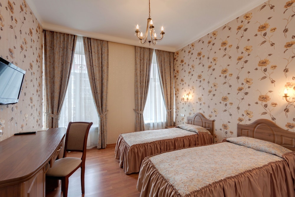 Standard Double or Twin Room photo 1