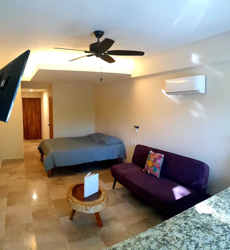 Basic Studio, 1 Bedroom, Kitchen photo 1