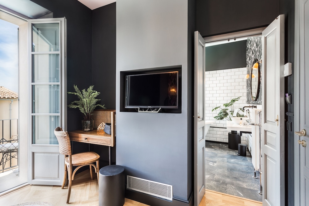 Romantic Double or Twin Room photo 2