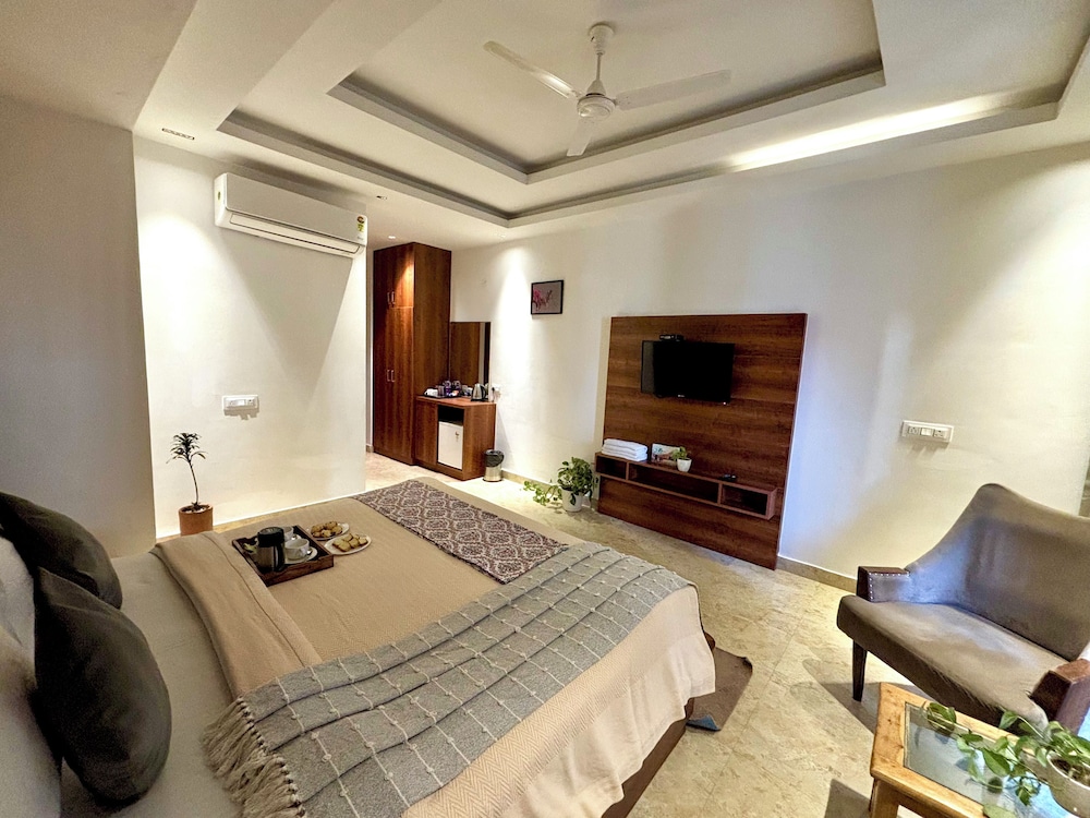 Standard Room - Photo 11