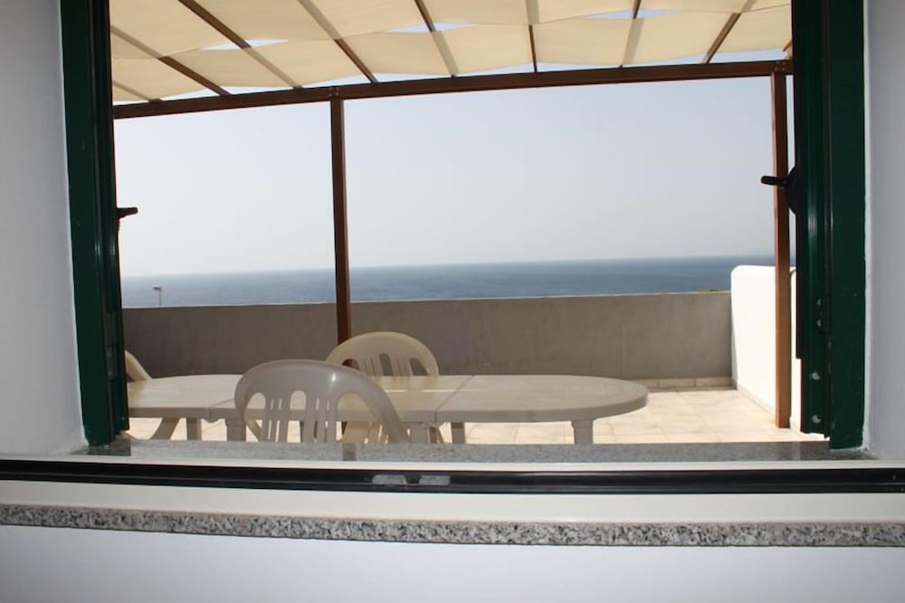 Superior Apartment, 2 Bedrooms, Sea View photo 2