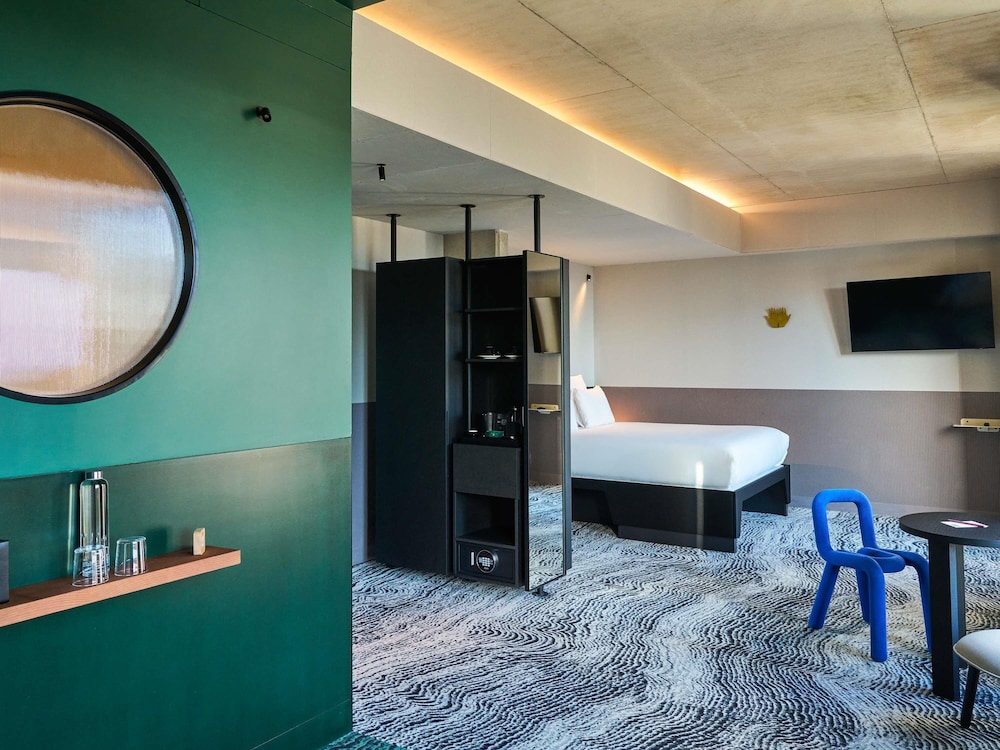 Room, 1 Double Bed, Terrace (Tribe Max) photo 1
