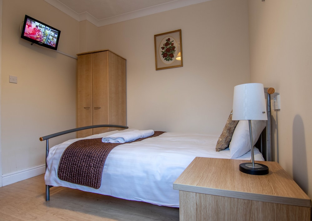 Standard Double Room, Ensuite - Photo 2
