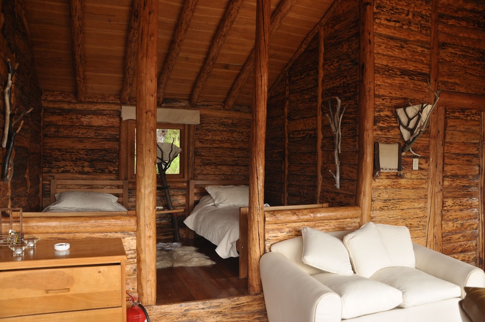 Deluxe Cabin, 2 Bedrooms, 2 Bathrooms, Lake View photo 3