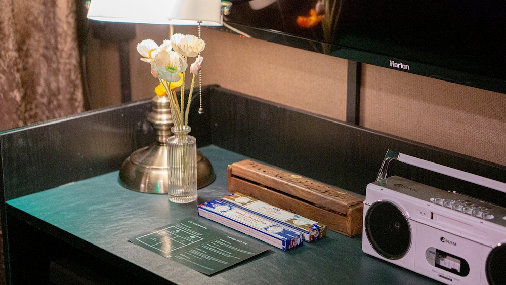 Party Room - Photo 22