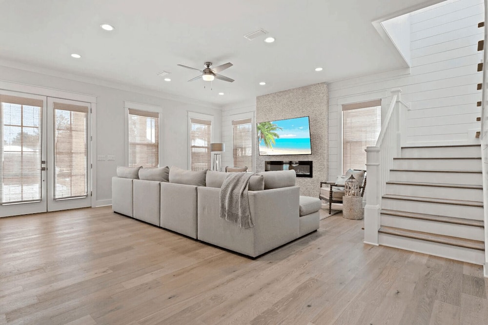 House (5 Bedrooms)