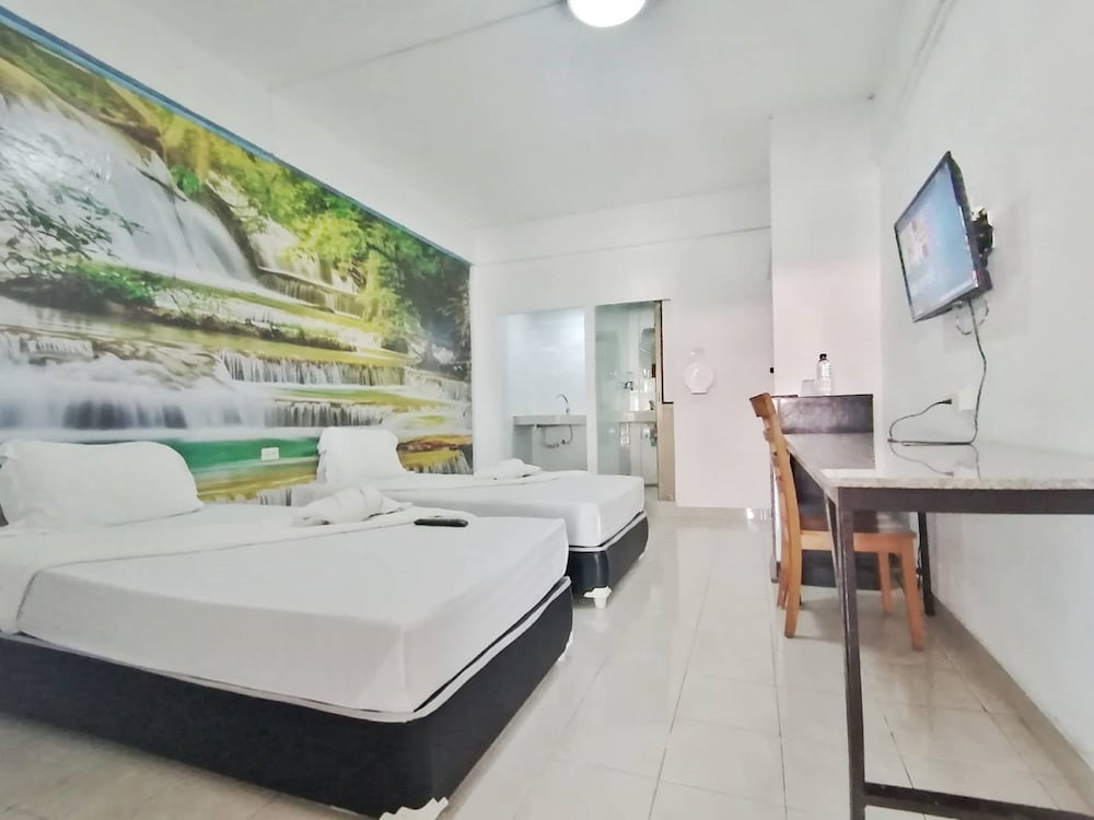 Standard Room, 2 Twin Beds, Resort View, Ground Floor photo 1