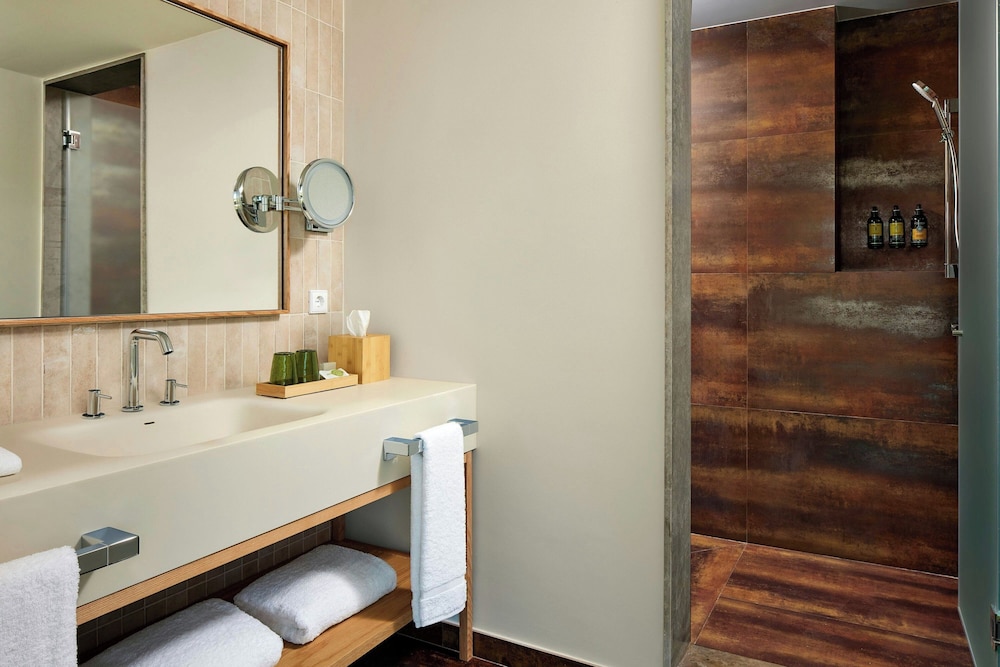 Club Suite, 1 Bedroom, Sea View - Photo 6
