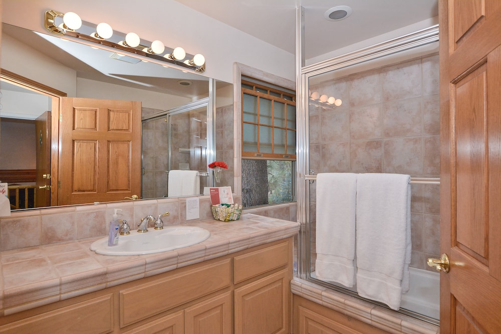 Snowbell Room photo 2