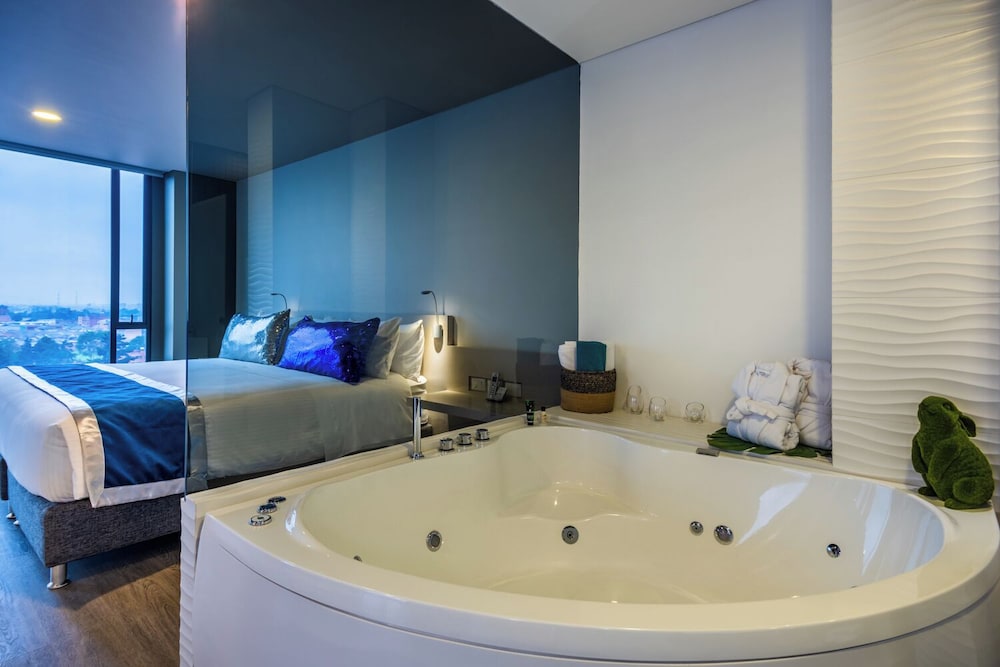Deluxe Studio Suite photo 3