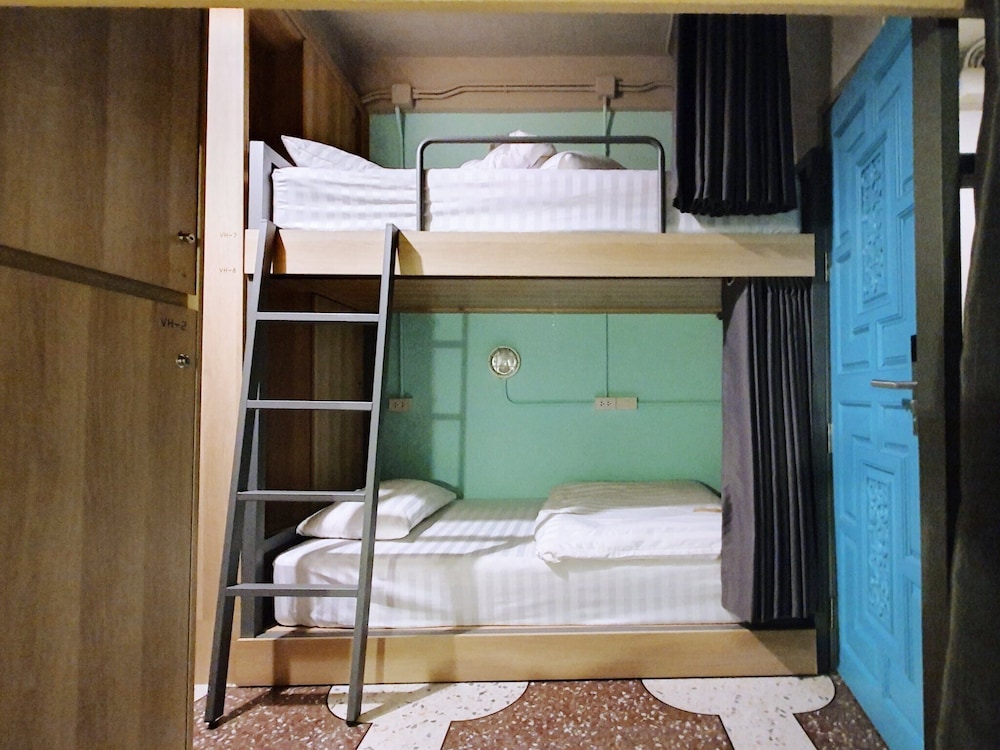Single Bed in Shared Dormitory photo 1