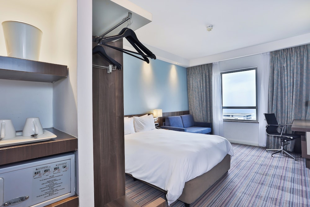 Standard Room, 1 Double Bed with Sofa bed, Smoking, Ocean View - Photo 13