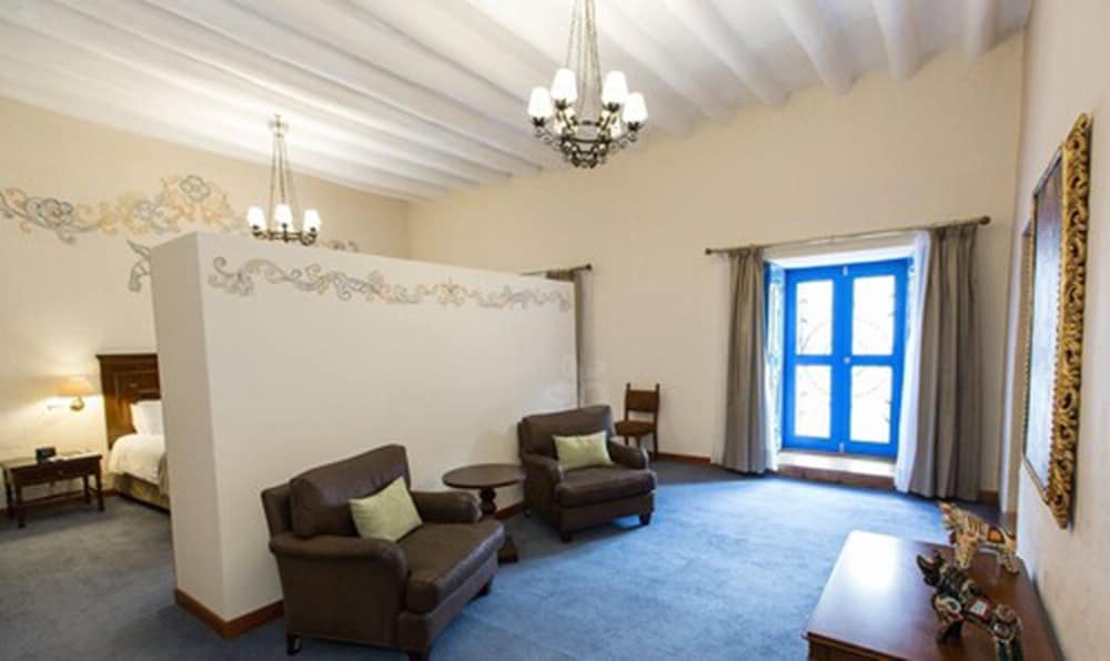 Room, 1 King Bed, Non Smoking (Colonial Matrimonial) photo 3