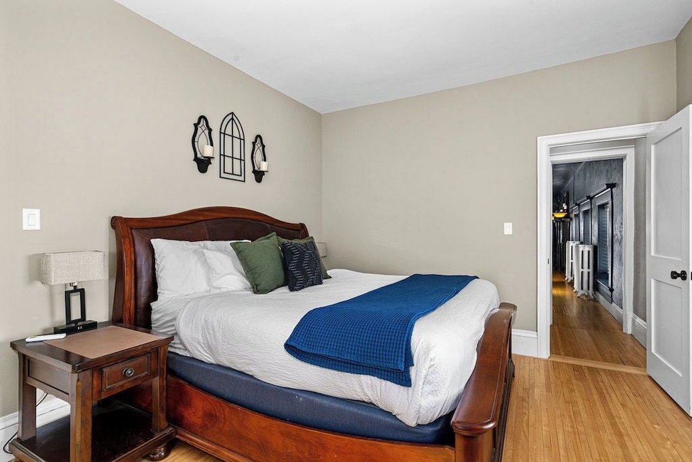 Billiards Suite photo 2