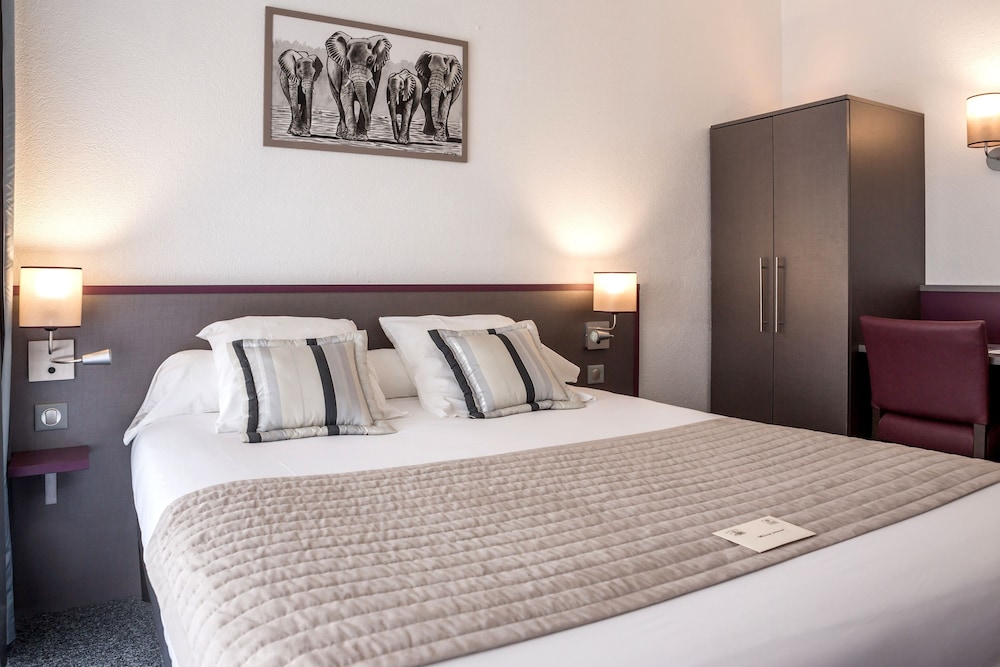 Double Room, Pool View photo 2