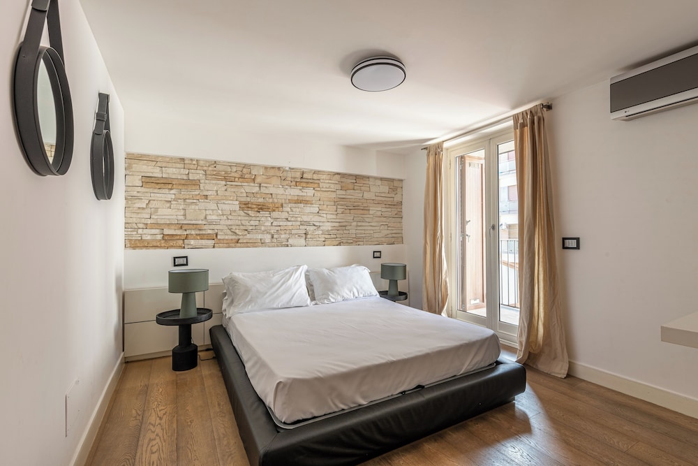 Apartment, 2 Bedrooms, Balcony