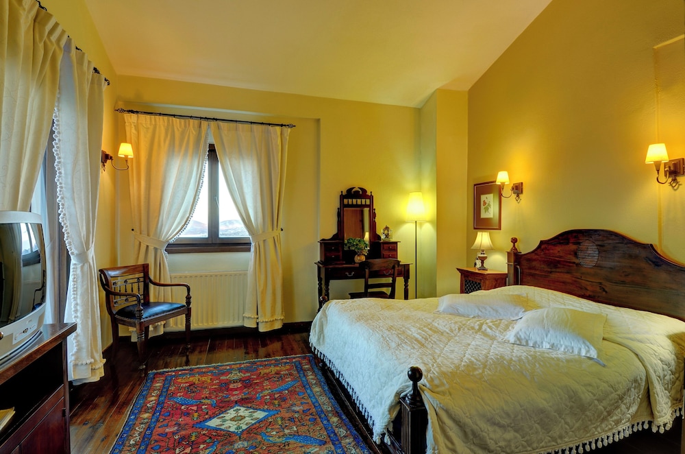 Basic Suite, Lake View photo 1