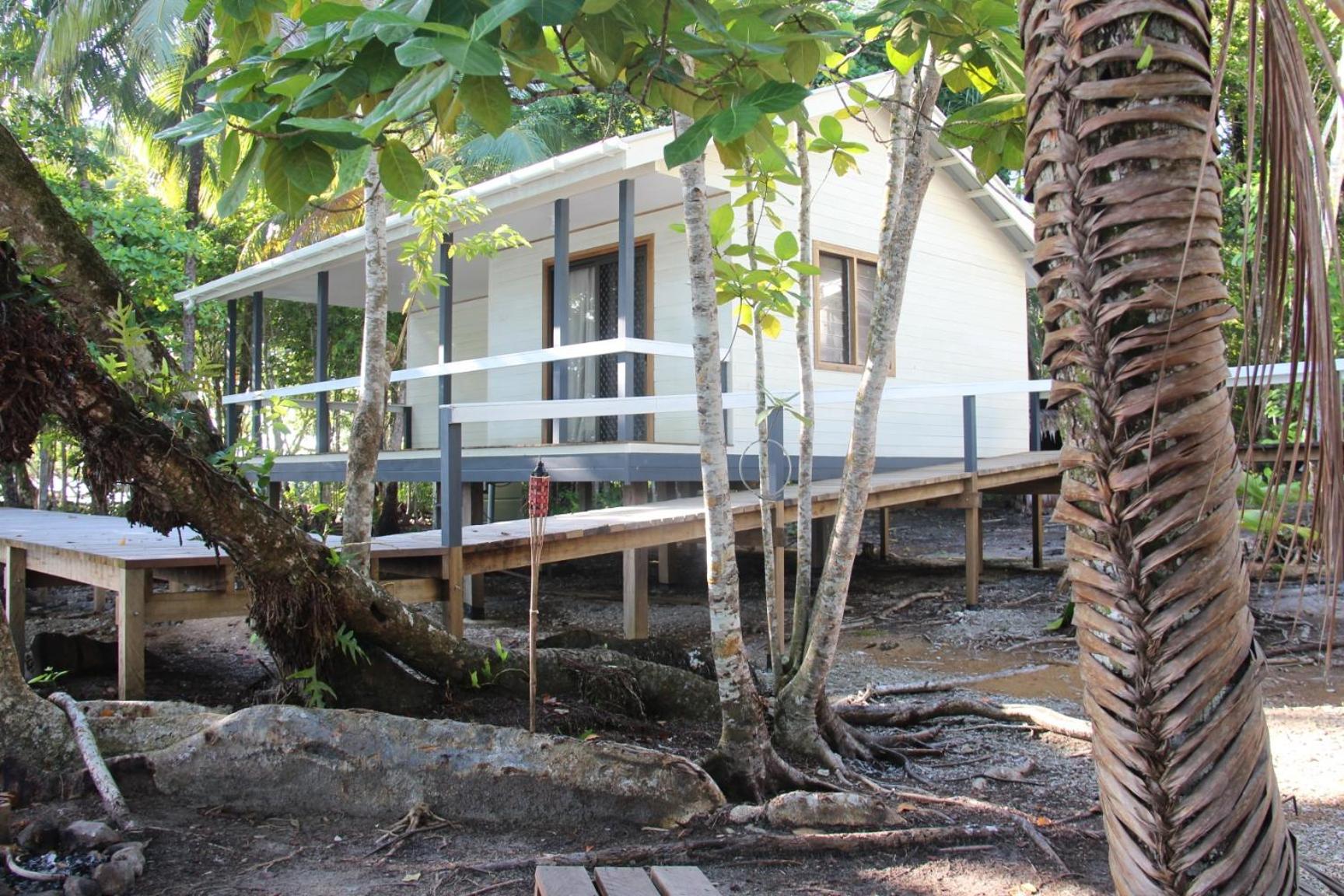 Deluxe Bungalow with Sea View photo 3