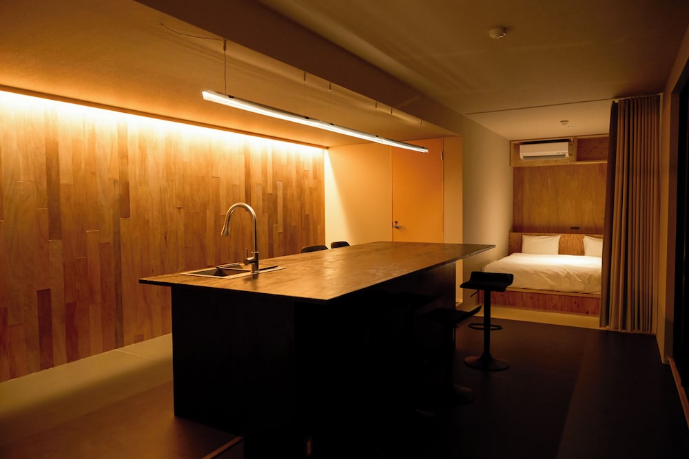 Basic Triple Room photo 1