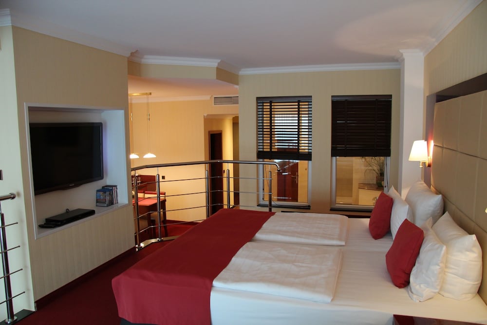 Deluxe Suite photo 1
