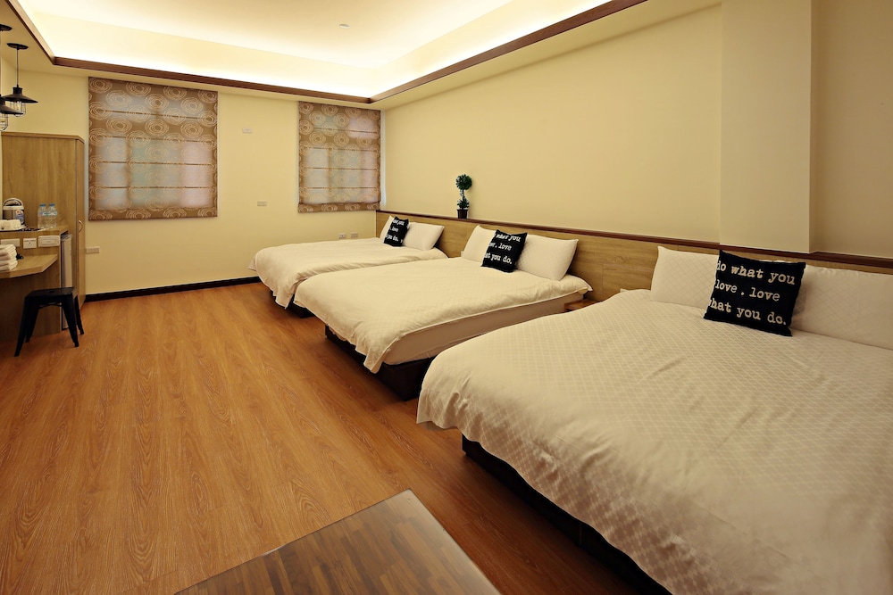 Classic Suite, Balcony photo 2