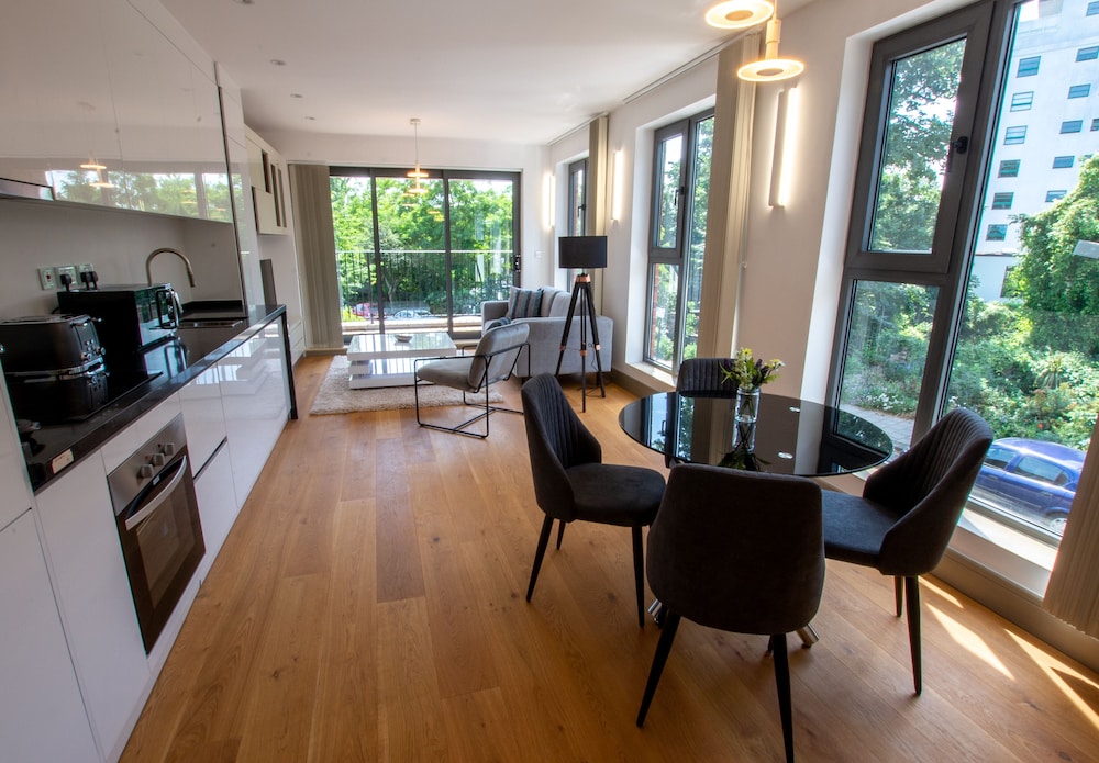 Two Bedroom Apartment - Terrace photo 2