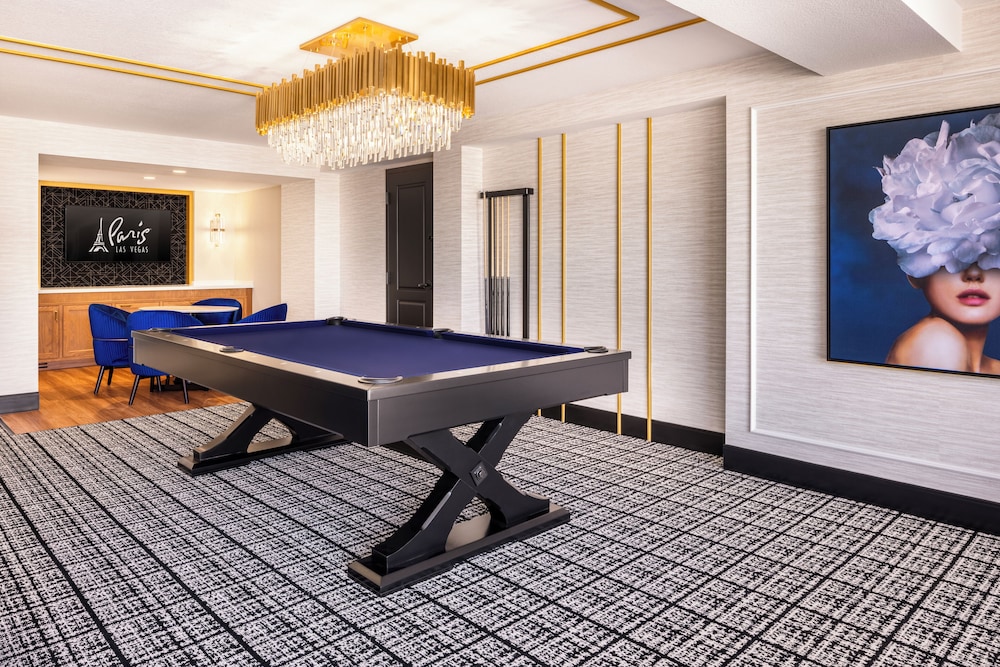 Versailles Premium Suite King Pool Table