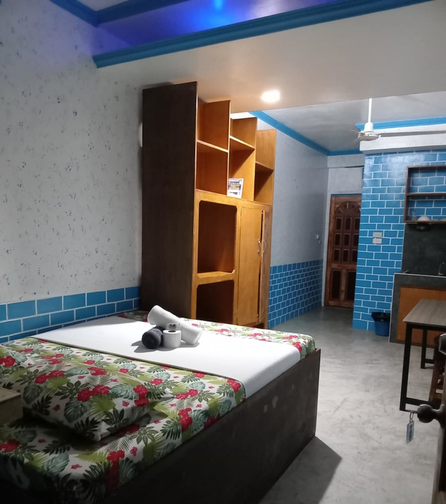Basic Double Room photo 3