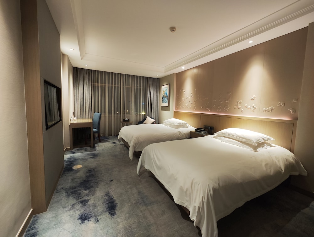 Deluxe Twin Bed Room - Photo 1