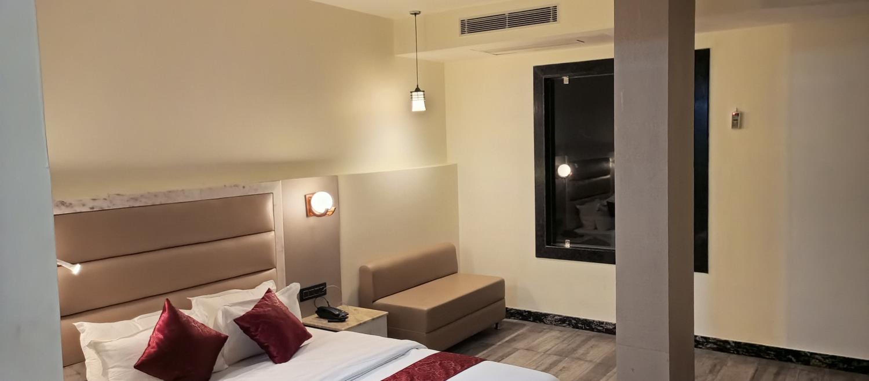 Deluxe Double Room - Photo 4