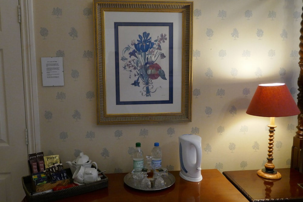 Premium Double Room, Ensuite (Wisteria ) photo 2