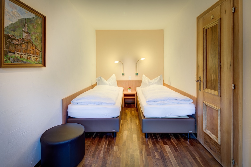 Family Suite, 2 Bedrooms, Garden View