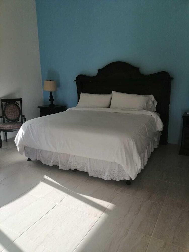 Suite photo 1