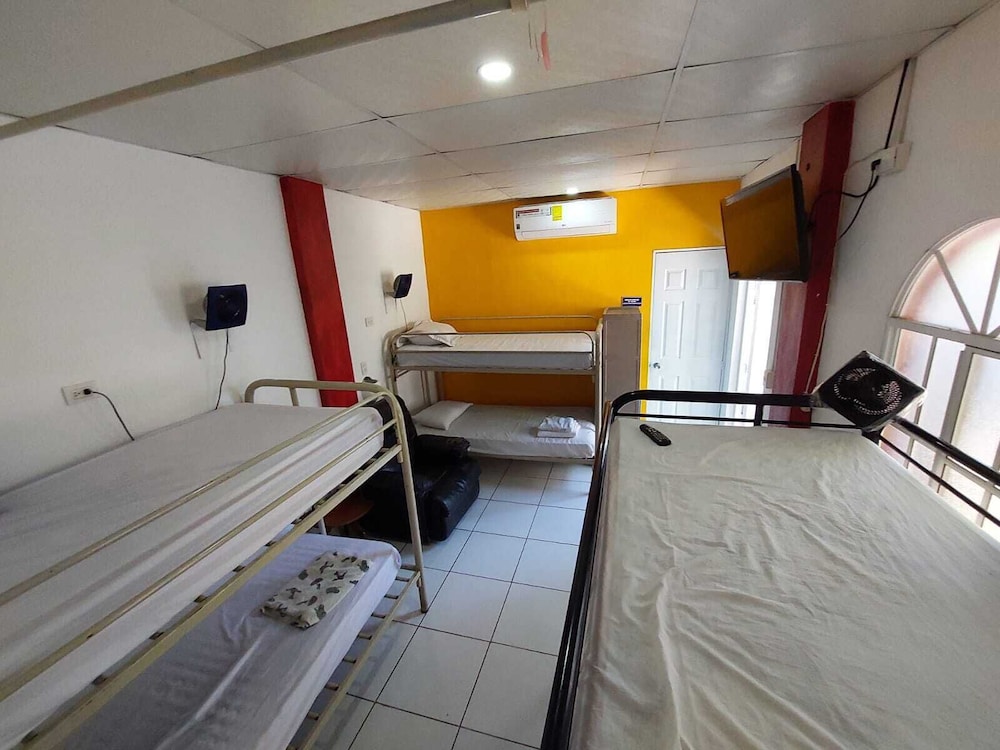 Basic Shared Dormitory, Men only photo 1